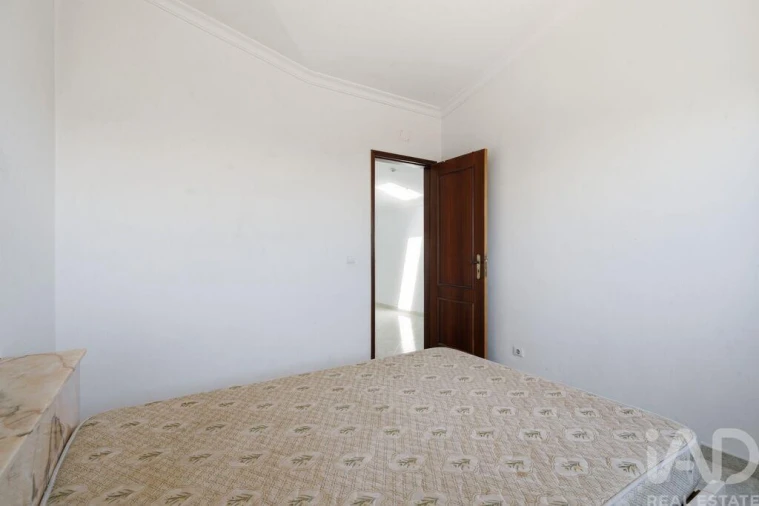 Apartamento T3 para Venda em São Pedro da Cadeira Foto 28