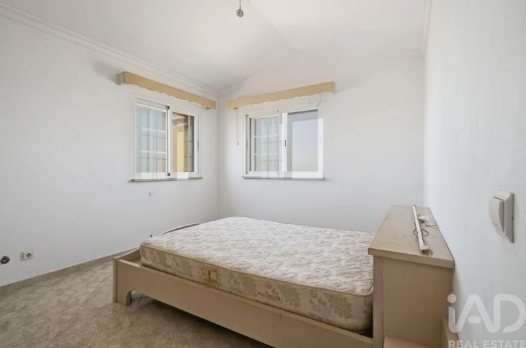 Apartamento T3 para Venda em São Pedro da Cadeira Foto 27