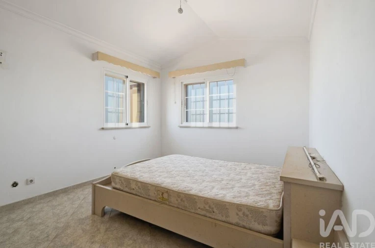 Apartamento T3 para Venda em São Pedro da Cadeira Foto 19
