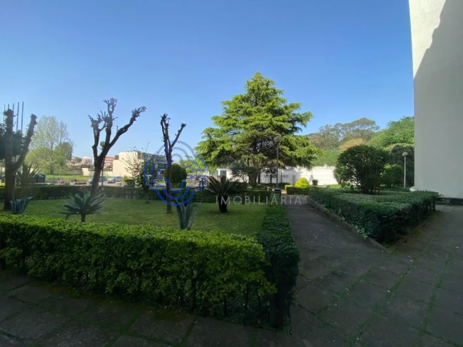 Apartamento T4 para Arrendamento em São Mamede de Infesta e Senhora da Hora Foto 35