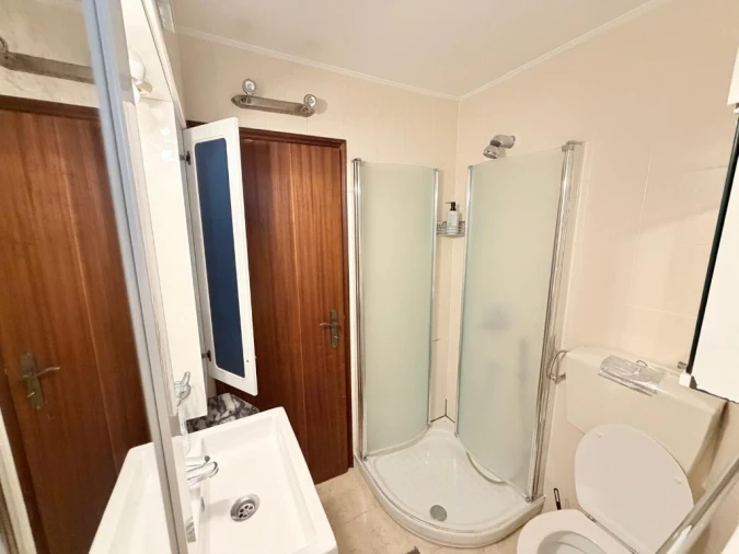 Apartamento T2 para Venda em Santo Antonio dos Olivais Foto 9