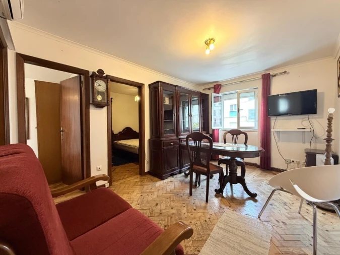 Apartamento T2 para Venda em Santo Antonio dos Olivais Foto 2