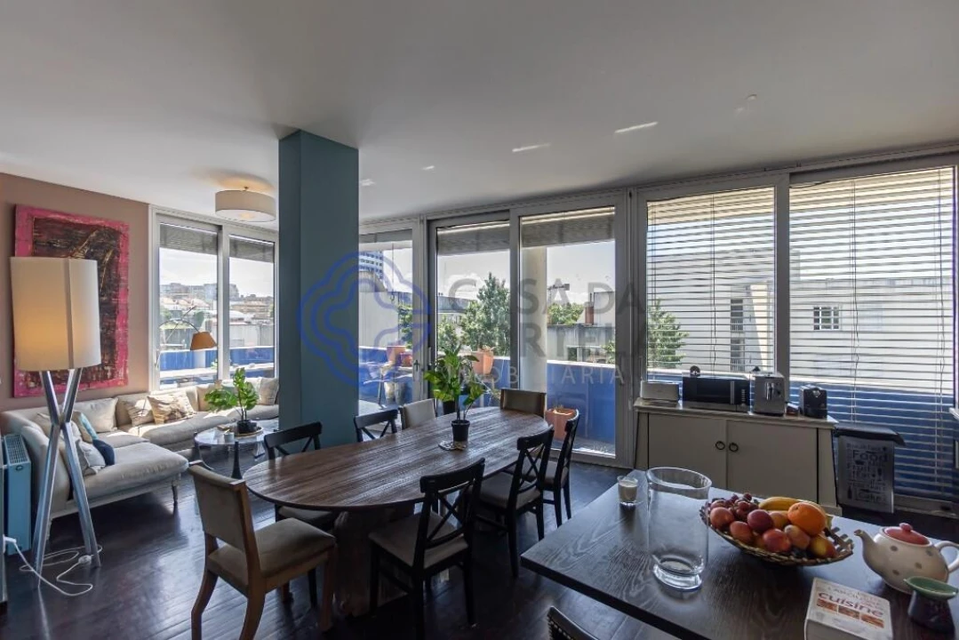 Apartamento T5 para Venda em Lordelo do Ouro e Massarelos Foto 8
