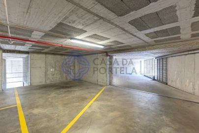 Apartamento T5 para Venda em Lordelo do Ouro e Massarelos