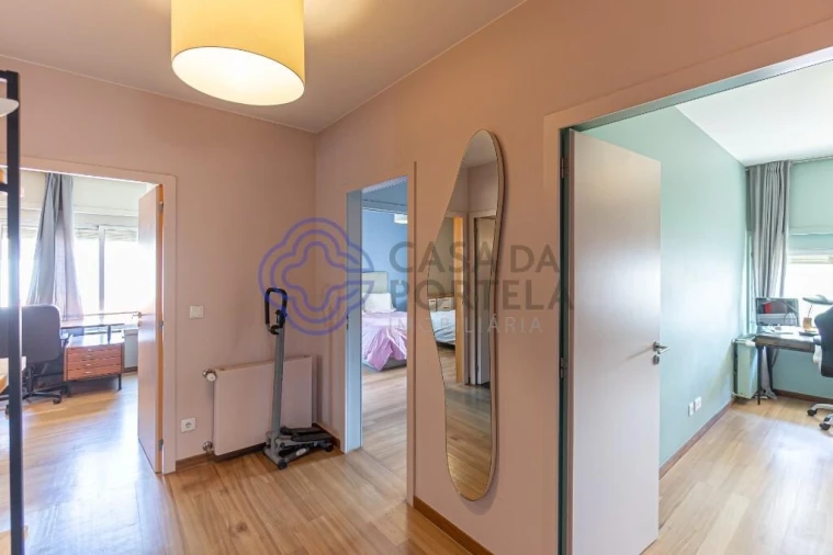 Apartamento T5 para Venda em Lordelo do Ouro e Massarelos Foto 18