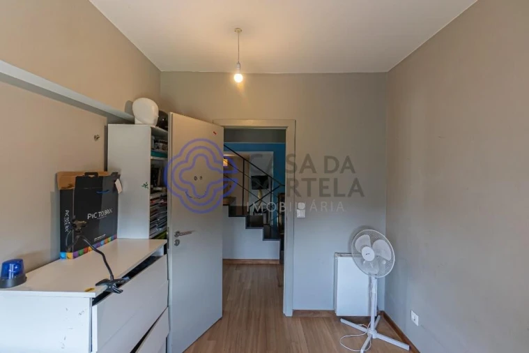Apartamento T5 para Venda em Lordelo do Ouro e Massarelos Foto 30
