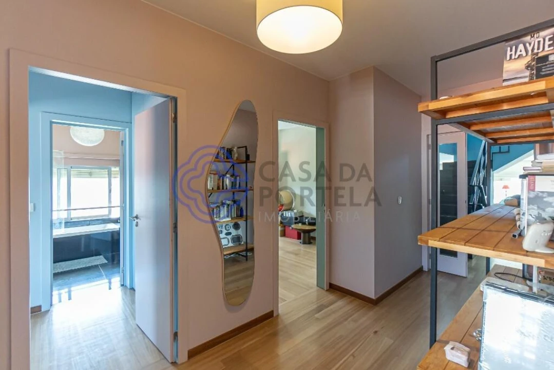 Apartamento T5 para Venda em Lordelo do Ouro e Massarelos Foto 28