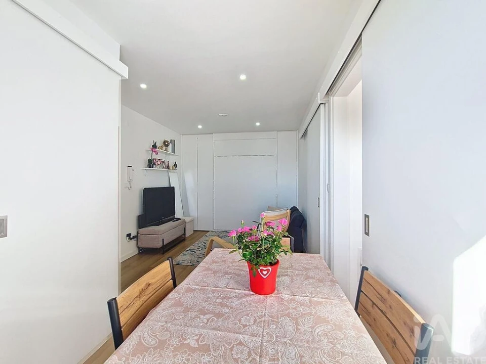 Apartamento T1 para Venda em Buarcos Foto 4