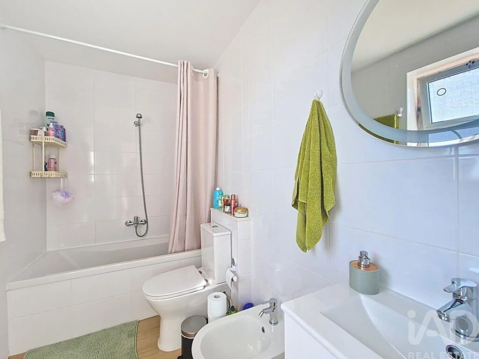 Apartamento T1 para Venda em Buarcos Foto 14