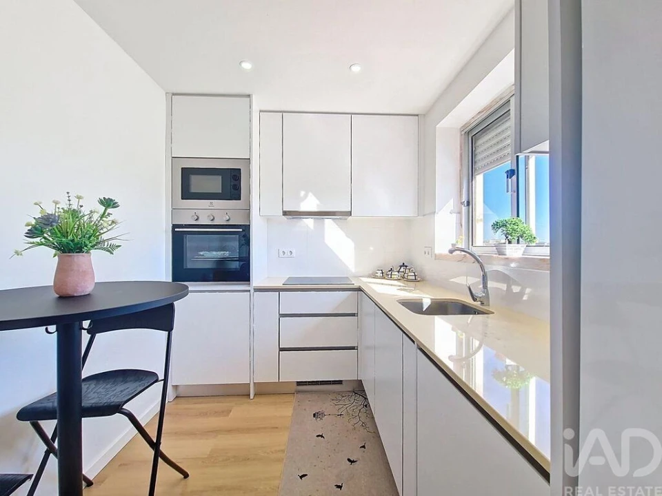 Apartamento T1 para Venda em Buarcos Foto 7