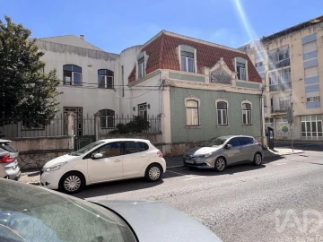 Loja para Venda em União das Freguesias de Setúbal