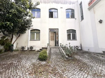 Loja para Venda em União das Freguesias de Setúbal