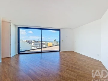 Moradia T3 para Venda em Ericeira