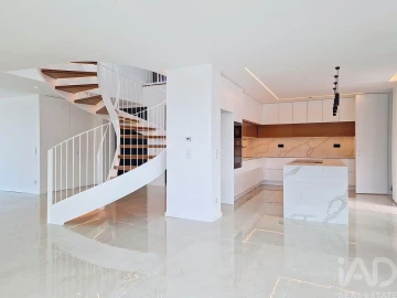 Moradia T3 para Venda em Ericeira