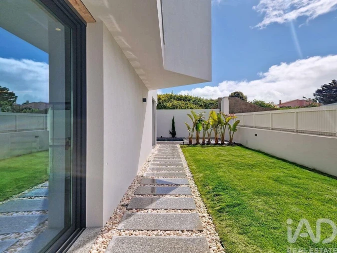 Moradia T3 para Venda em Ericeira Foto 17
