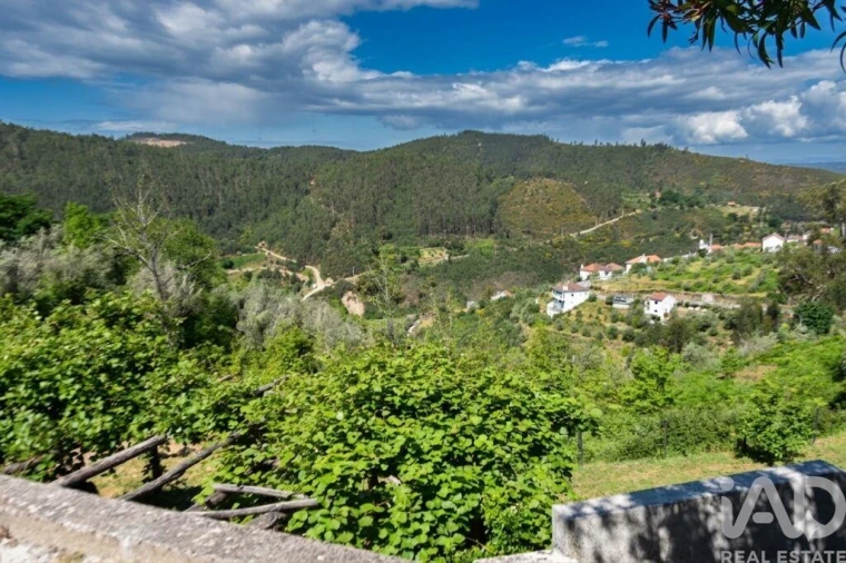 Moradia T3 para Venda em Benfeita Foto 10