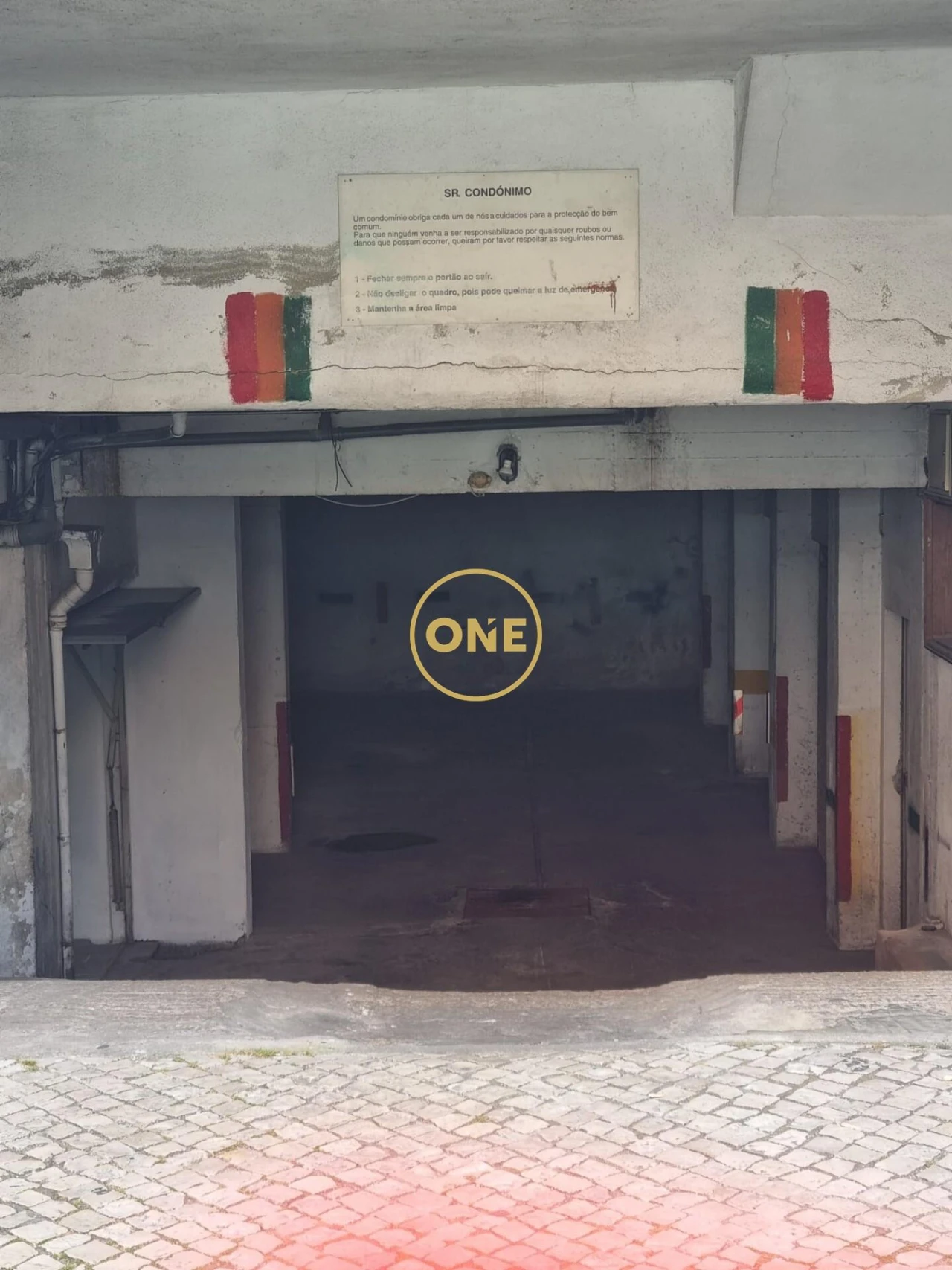 Garagem para Venda em Rio de Mouro Foto 6