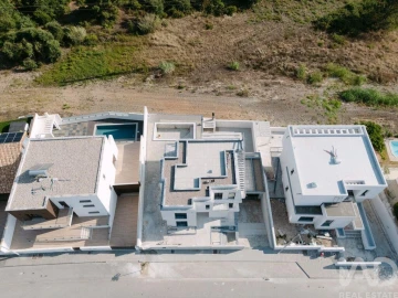 Moradia T4 para Venda em Atouguia da Baleia