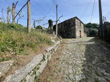 Moradia T2 para Venda em Souto e Tabaçô