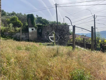 Moradia T2 para Venda em Souto e Tabaçô