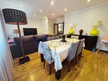 Apartamento T3 para Venda em Gondomar (São Cosme), Valbom e Jovim