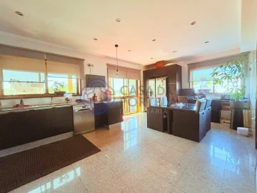 Apartamento T3 para Venda em Gondomar (São Cosme), Valbom e Jovim