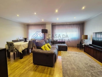 Apartamento T3 para Venda em Gondomar (São Cosme), Valbom e Jovim