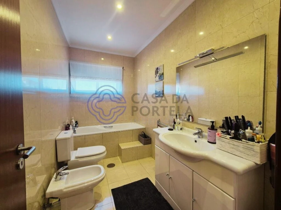 Apartamento T3 para Venda em Gondomar (São Cosme), Valbom e Jovim Foto 16