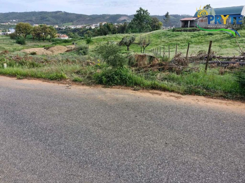 Terreno para Venda em Sertã Foto 1