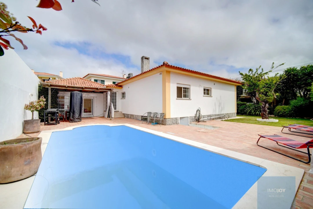 Moradia T4 para Arrendamento em Cascais e Estoril Foto 1