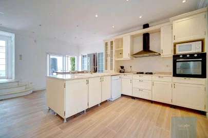 Moradia T4 para Arrendamento em Cascais e Estoril