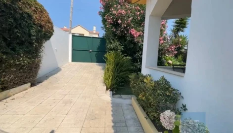 Moradia T4 para Arrendamento em Cascais e Estoril