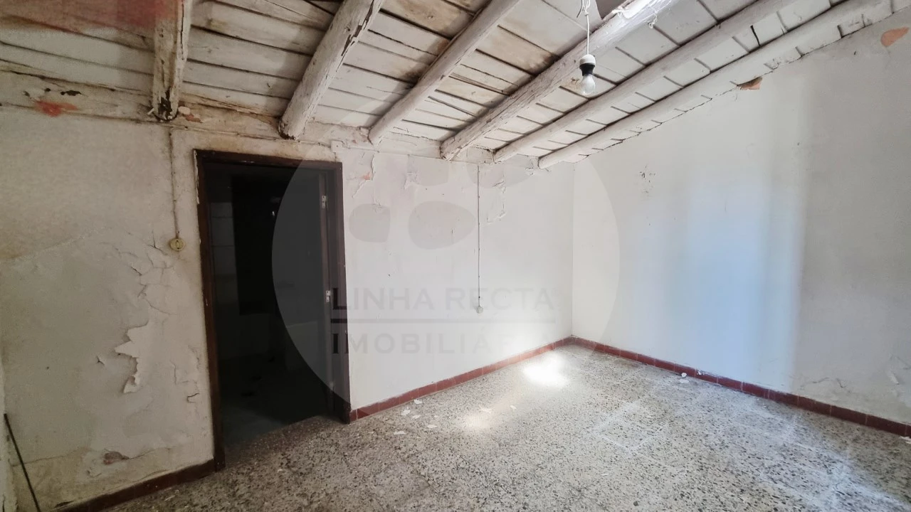 Moradia T1 para Venda em Almodôvar e Graça dos Padrões Foto 23