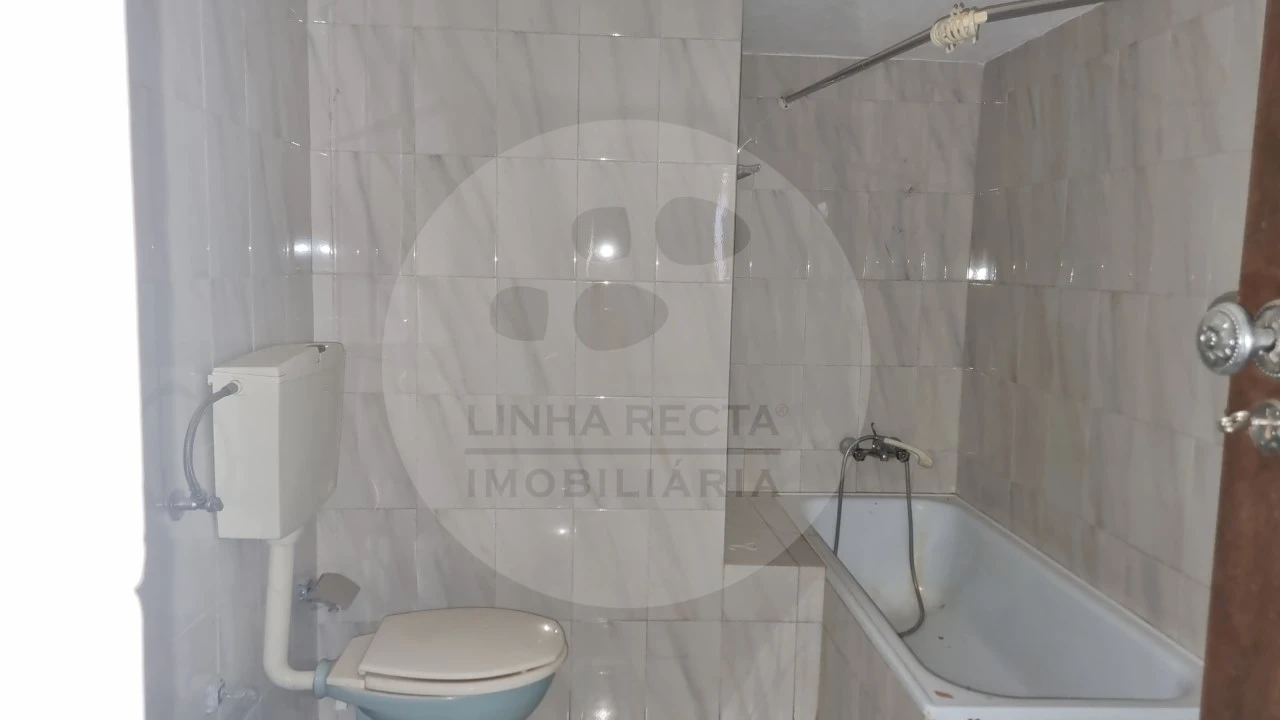 Moradia T1 para Venda em Almodôvar e Graça dos Padrões Foto 25