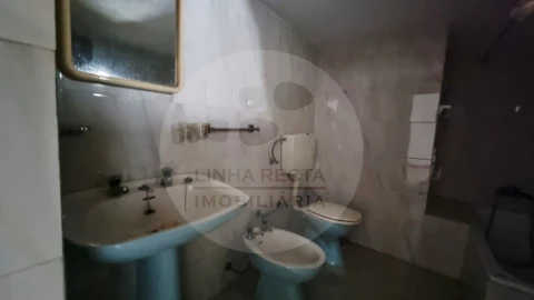 Moradia T1 para Venda em Almodôvar e Graça dos Padrões