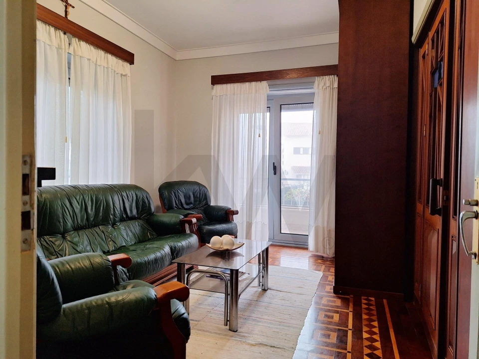 Moradia T12 para Arrendamento em Algés, Linda-A-Velha e Cruz Quebrada-Dafundo Foto 7