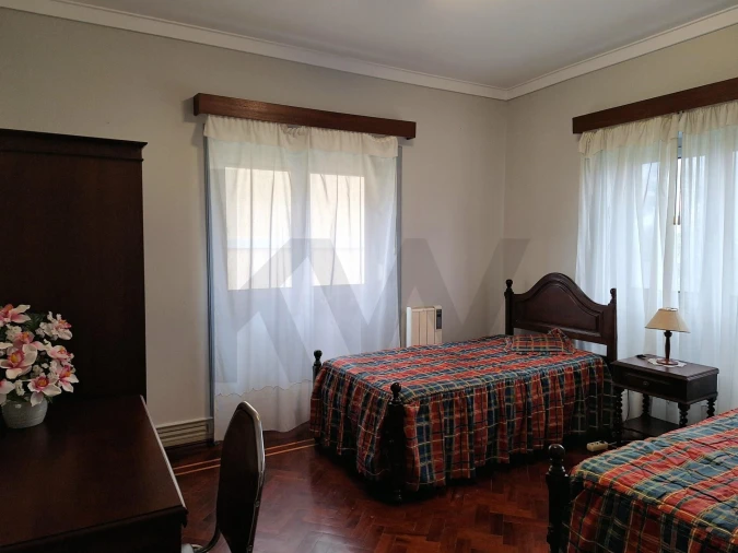 Moradia T12 para Arrendamento em Algés, Linda-A-Velha e Cruz Quebrada-Dafundo Foto 11