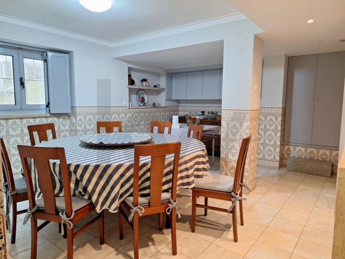 Moradia T12 para Arrendamento em Algés, Linda-A-Velha e Cruz Quebrada-Dafundo Foto 31