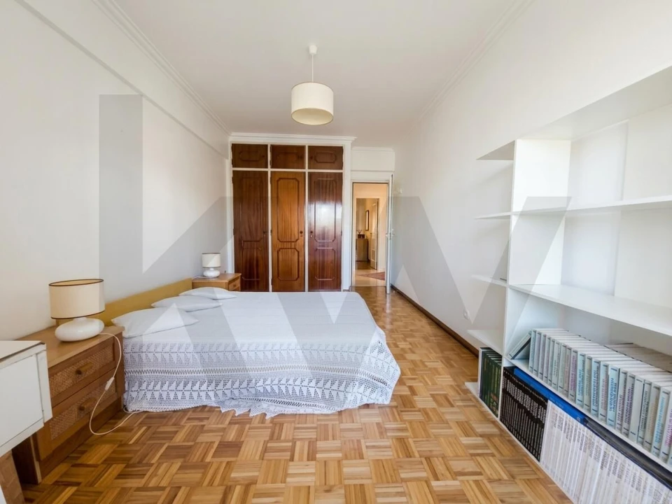 Apartamento T2 para Venda em Ramada e Caneças Foto 9