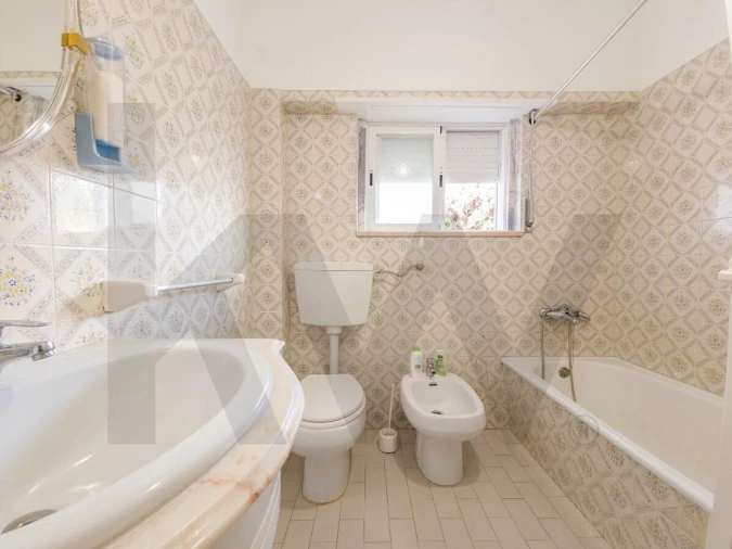 Apartamento T2 para Venda em Ramada e Caneças Foto 13