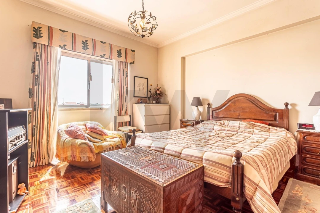 Apartamento T2 para Venda em Massamá e Monte Abraão Foto 3