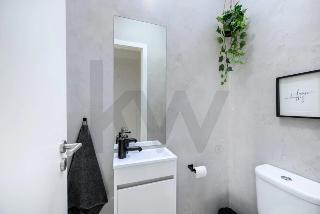 Apartamento T2 para Venda em Paços de Ferreira Foto 9