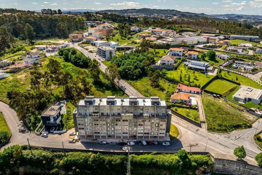 Apartamento T2 para Venda em Paços de Ferreira Foto 25