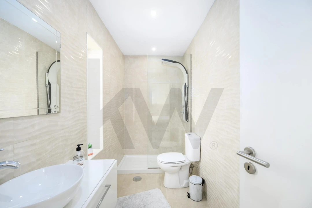 Apartamento T2 para Venda em Paços de Ferreira Foto 30