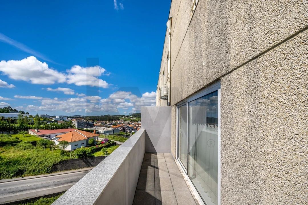 Apartamento T2 para Venda em Paços de Ferreira Foto 8