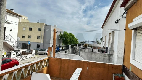 Moradia T2 para Venda em Setubal (São Sebastião)