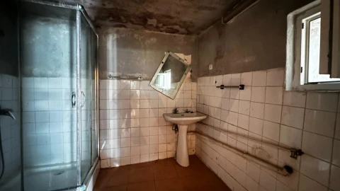 Moradia T2 para Venda em Setubal (São Sebastião)