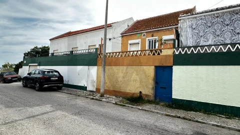 Moradia T2 para Venda em Setubal (São Sebastião)