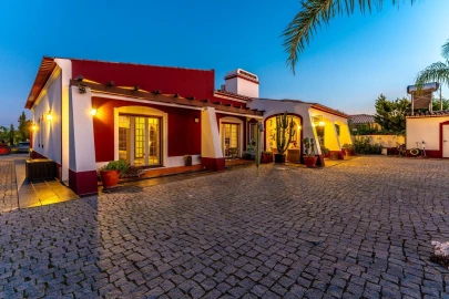 Quinta T4 para Venda em Corval