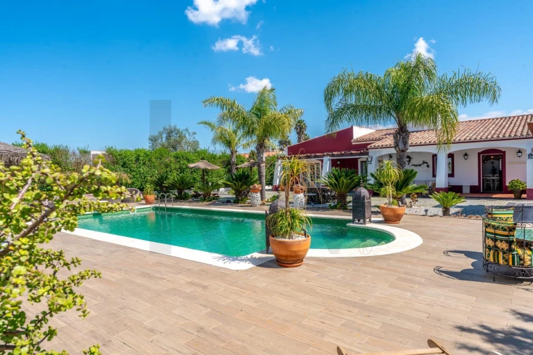 Quinta T4 para Venda em Corval Foto 4